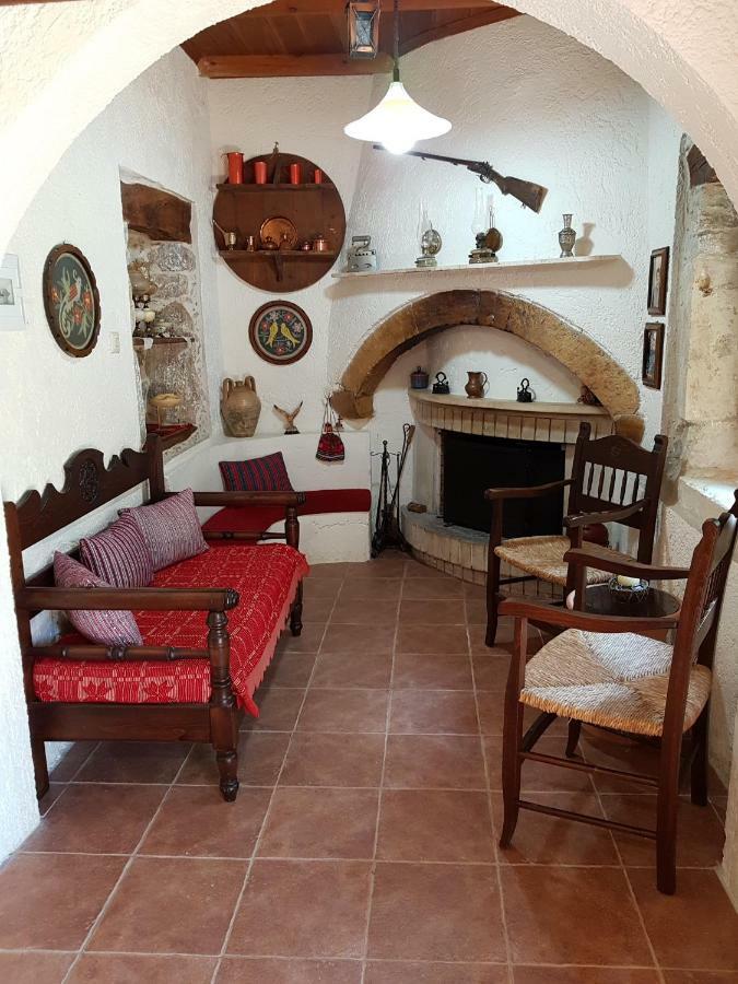 Alonai Irini΄S Houseヴィラ エクステリア 写真