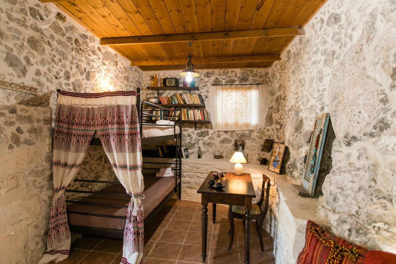 Alonai Irini΄S Houseヴィラ エクステリア 写真